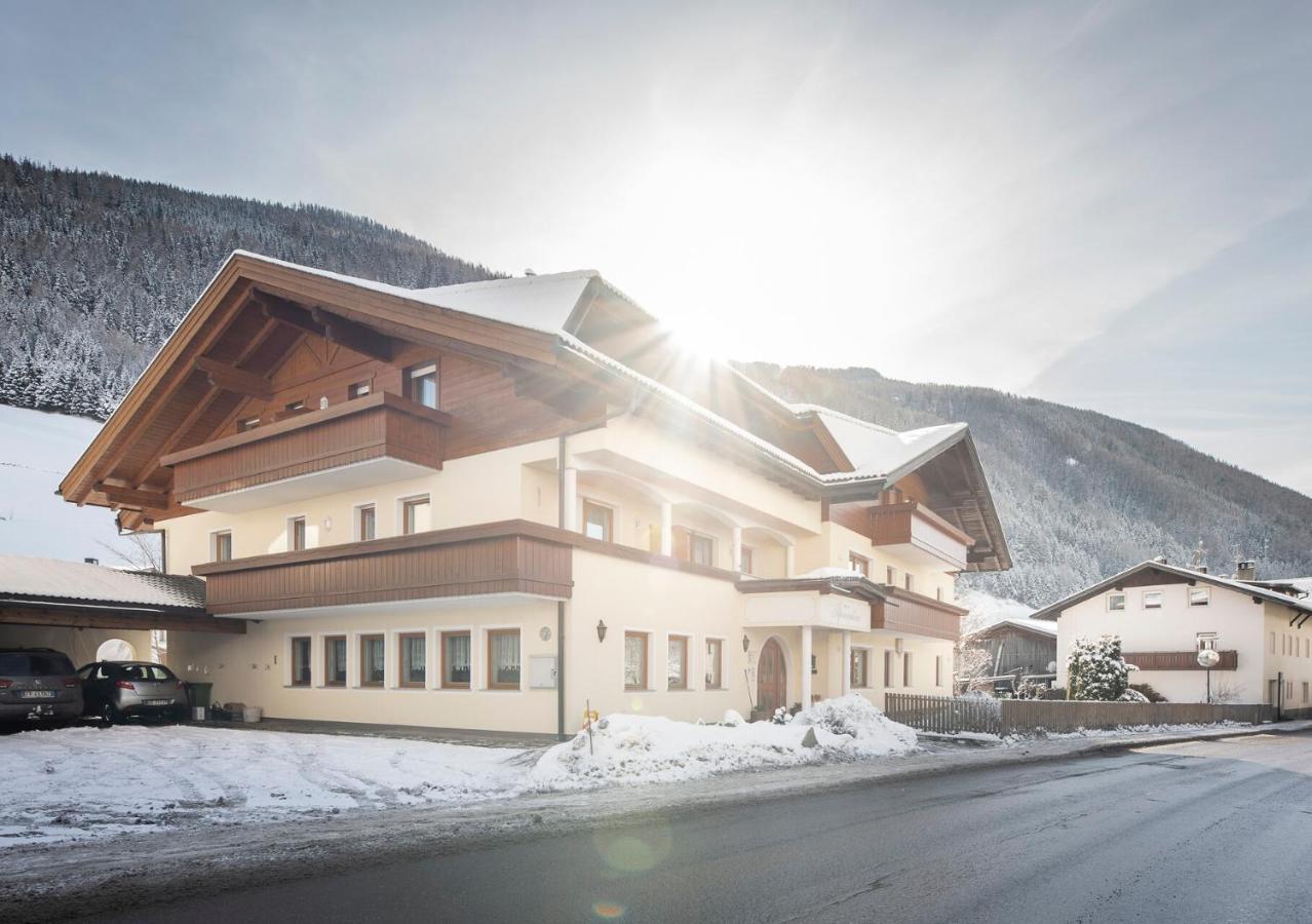 Garni Appartement Alpenresidence Cadipietra Exterior foto