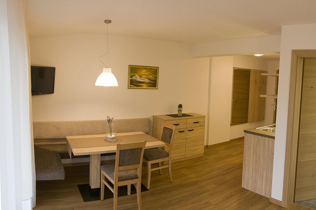 Garni Appartement Alpenresidence Cadipietra Cameră foto