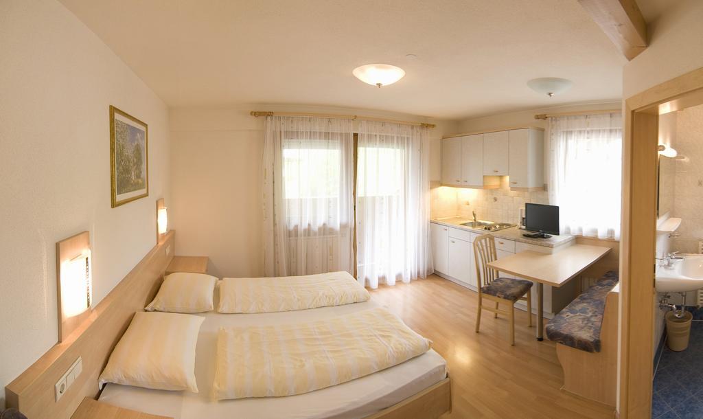 Garni Appartement Alpenresidence Cadipietra Cameră foto