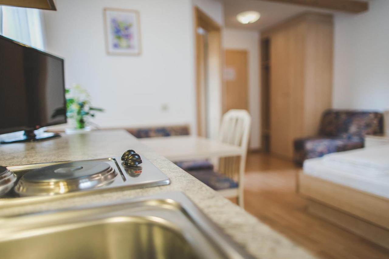 Garni Appartement Alpenresidence Cadipietra Exterior foto